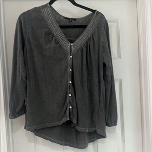 Lucky Brand Gray 3/4 Sleeve Buttoned Blouse